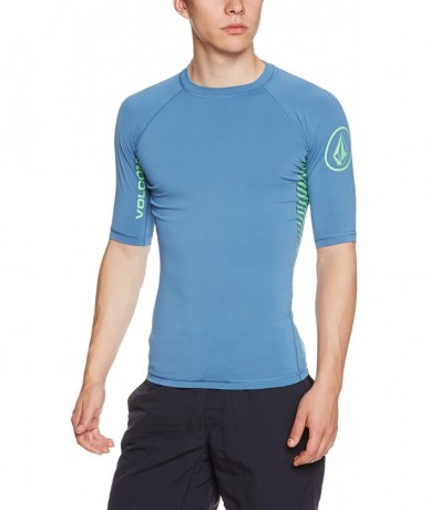 Rash Guards Men's Vibes Short Sleeve Rashguard - Deep Water - CF12MA1SIBT $41.75